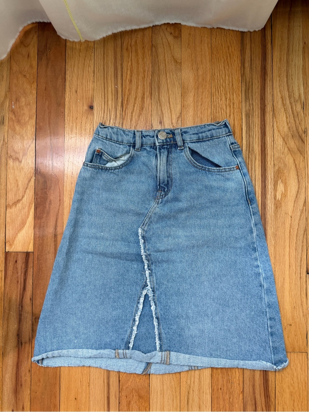 Zara Light Wash Denim Midi Skirt with Elastic Waist